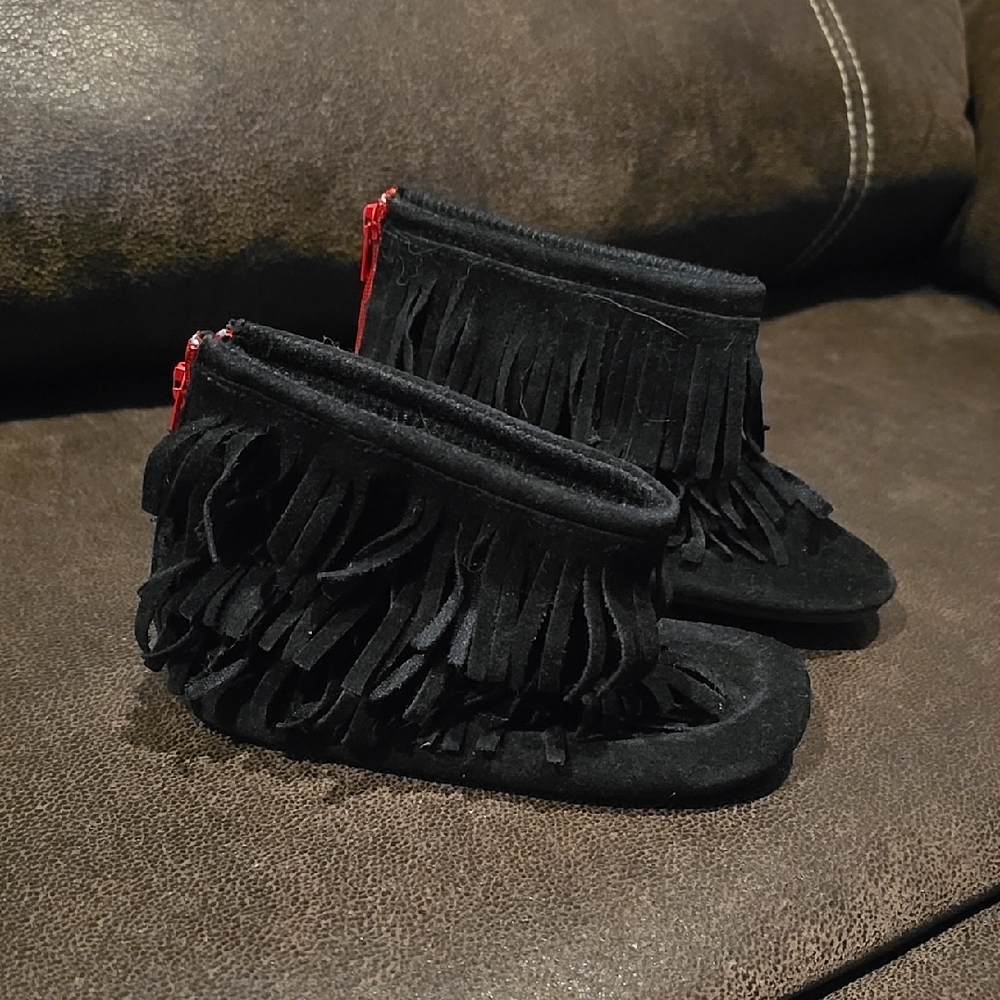 Fringed Black Baby Moccasins with Red Zipper